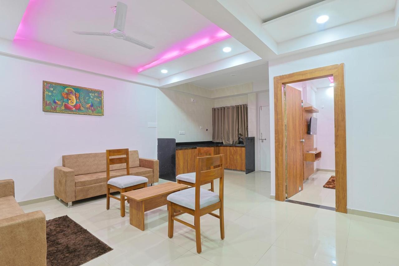 Hotel Monville Group 巴罗达 外观 照片