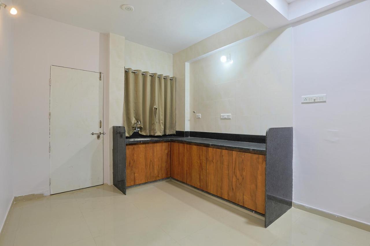 Hotel Monville Group 巴罗达 外观 照片
